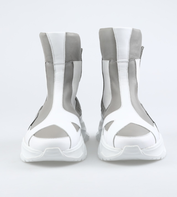 White Shoes With Elastic Sides