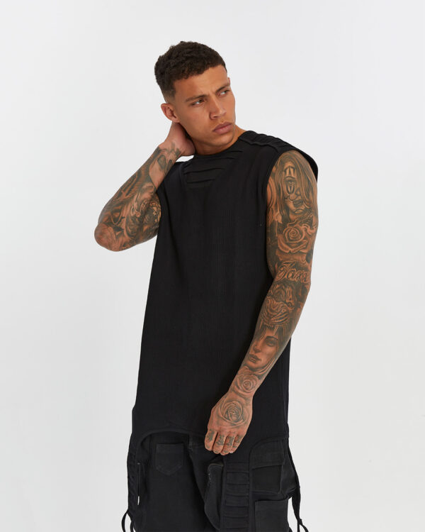 Men's Athlete with Ribbed Shoulders